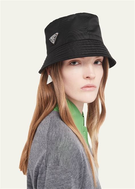 prada wollmütze|prada bucket hat damen.